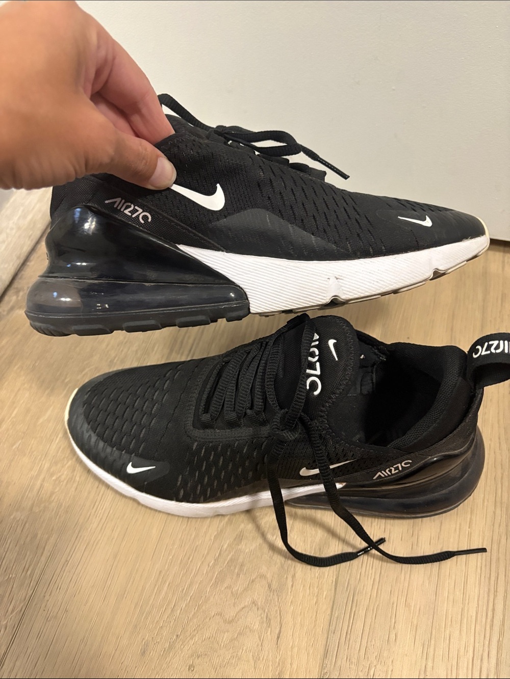 Nike Air Max 270 Women's Black and White Athletic Sneakers - Picture 5 of 6